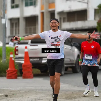 Runner Photo 7819566