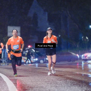 Runner Photo 7819772