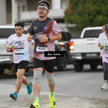 Runner Photo 7819857