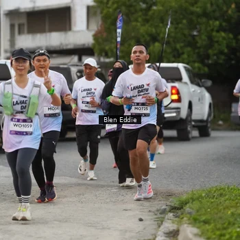 Runner Photo 7819890