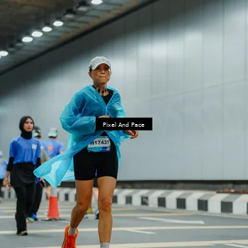 Runner Photo 7819922