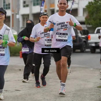 Runner Photo 7819923