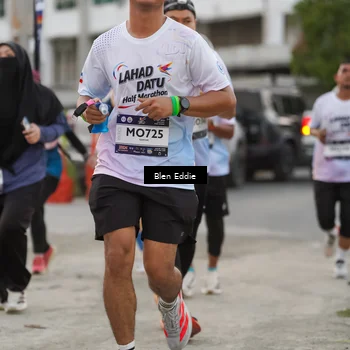 Runner Photo 7819947