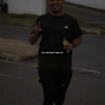 Runner Photo 7820018