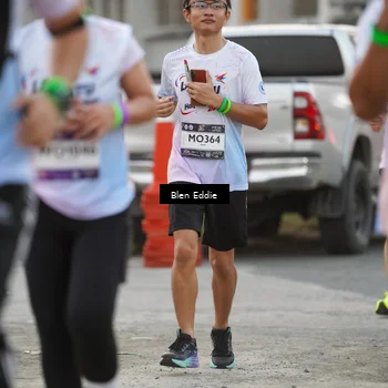 Runner Photo 7820040