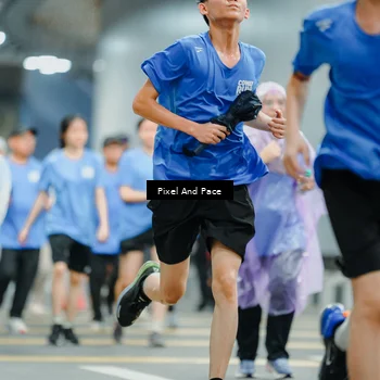 Runner Photo 7820064
