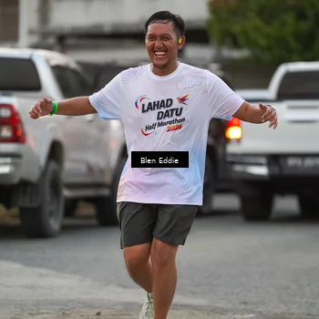 Runner Photo 7820147