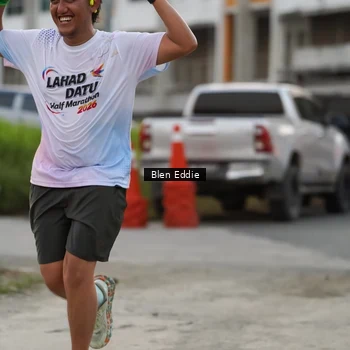 Runner Photo 7820201