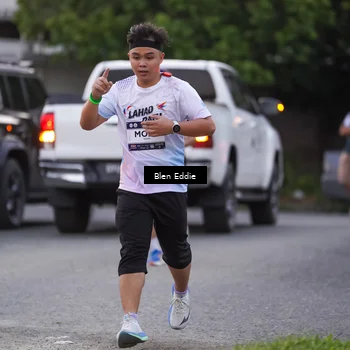 Runner Photo 7820233