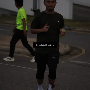 Runner Photo 7820250
