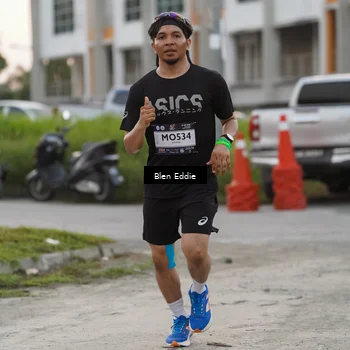 Runner Photo 7820273