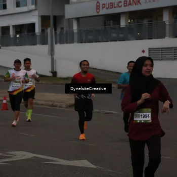 Runner Photo 7820448
