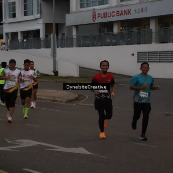 Runner Photo 7820488