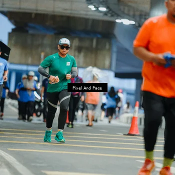 Runner Photo 7820490