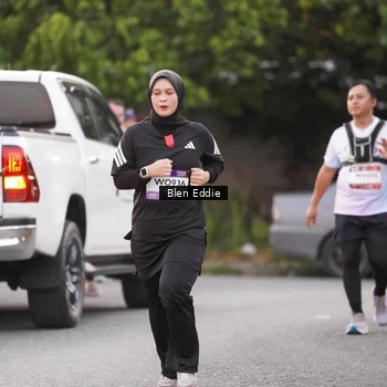 Runner Photo 7820498