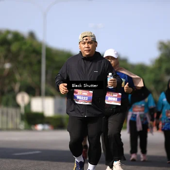 Runner Photo 7820504