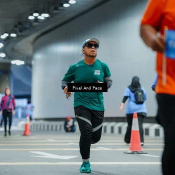 Runner Photo 7820534
