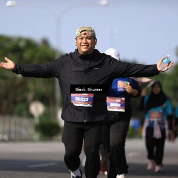 Runner Photo 7820537