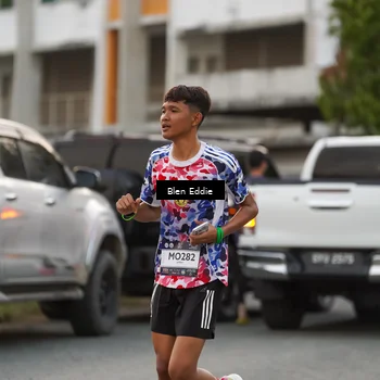Runner Photo 7820631