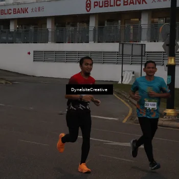 Runner Photo 7820638