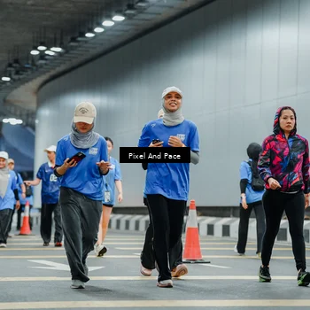 Runner Photo 7820667