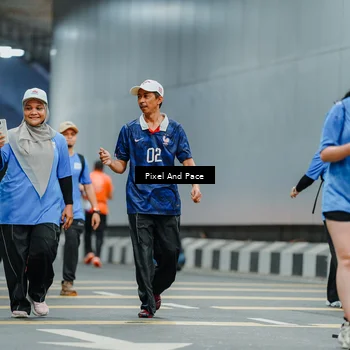 Runner Photo 7820692
