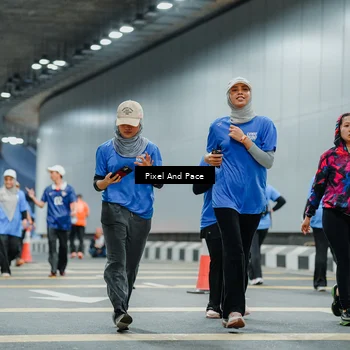 Runner Photo 7820693