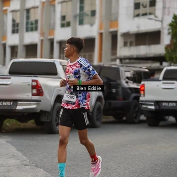Runner Photo 7820705