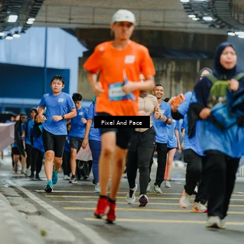 Runner Photo 7820711