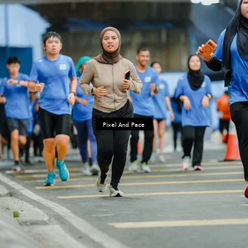 Runner Photo 7820725