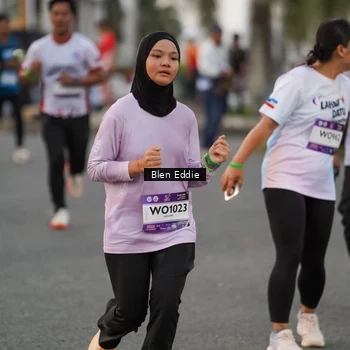 Runner Photo 7820749