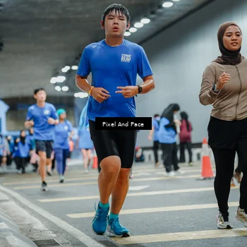 Runner Photo 7820758