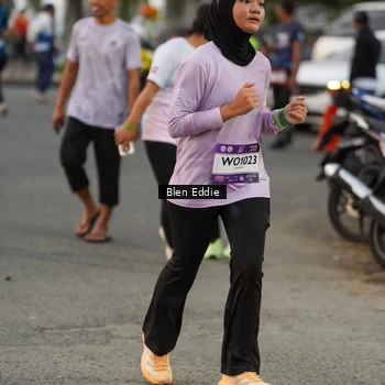 Runner Photo 7820769