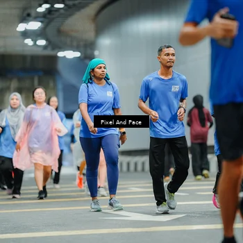 Runner Photo 7820771