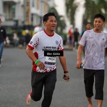 Runner Photo 7820786