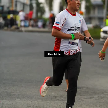 Runner Photo 7820793