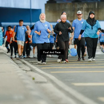 Runner Photo 7820869