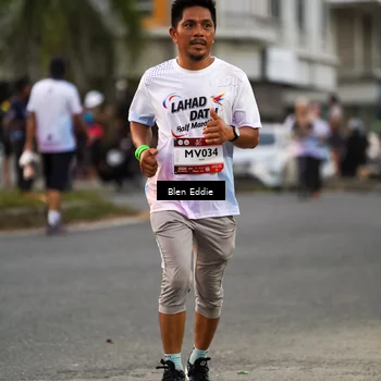 Runner Photo 7820888
