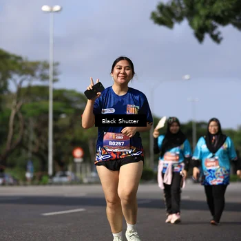 Runner Photo 7821001