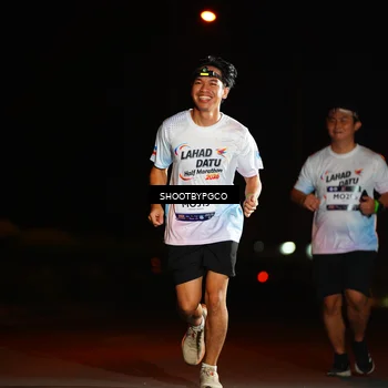 Runner Photo 7821003