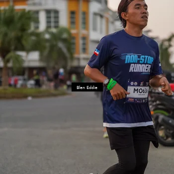 Runner Photo 7821033