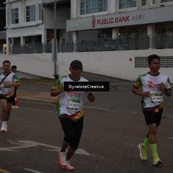 Runner Photo 7821089