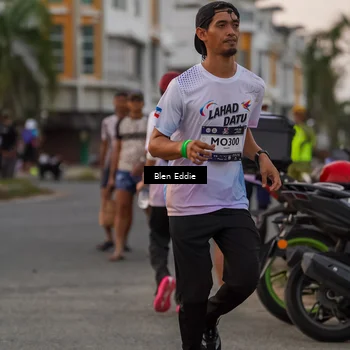 Runner Photo 7821090