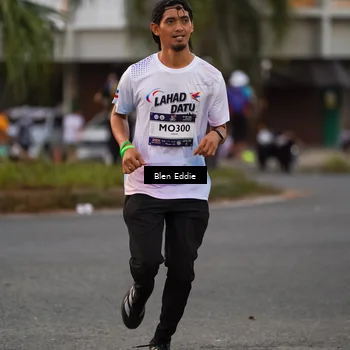 Runner Photo 7821096