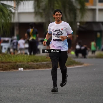 Runner Photo 7821097