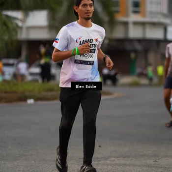 Runner Photo 7821098