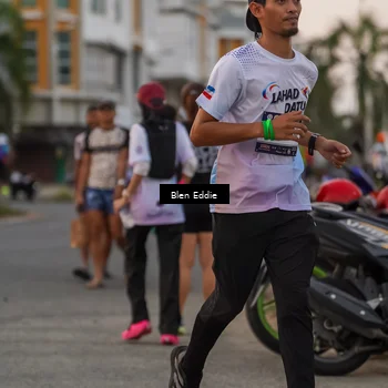Runner Photo 7821103