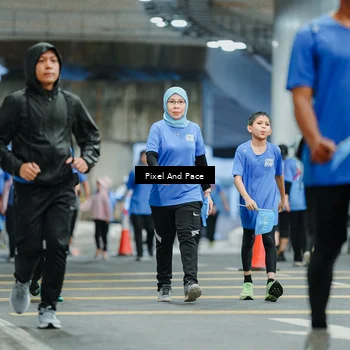 Runner Photo 7821104
