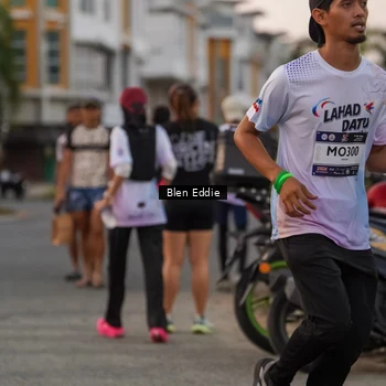 Runner Photo 7821111