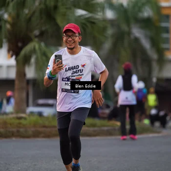 Runner Photo 7821143